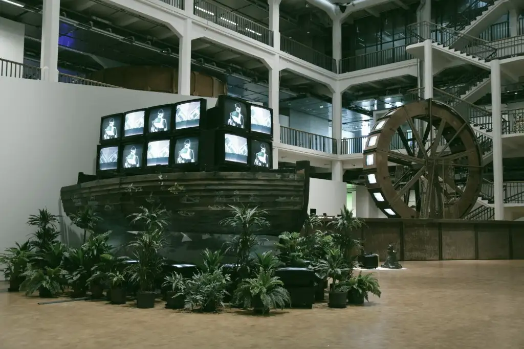 Nam June Paik: Arche Noah (1989) © ZKM Zentrum für Kunst und Medien Karlsruhe. Foto Polina Yakusheva