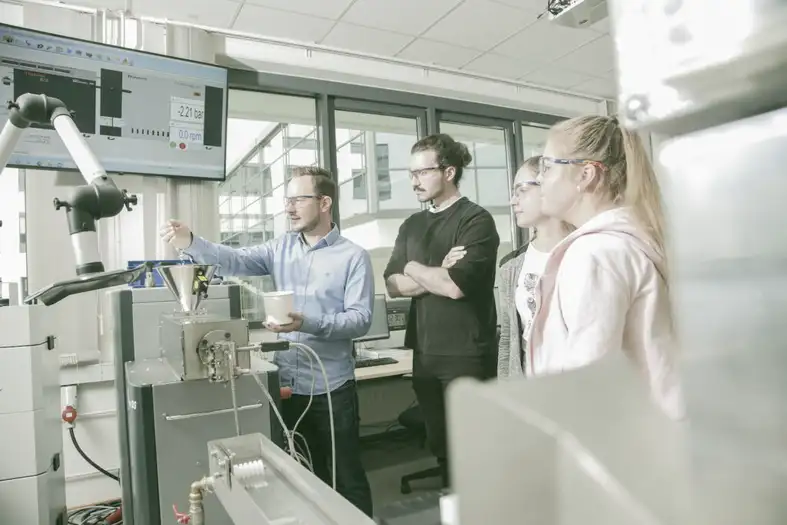 Kunststofflabor DHBW Karlsruhe