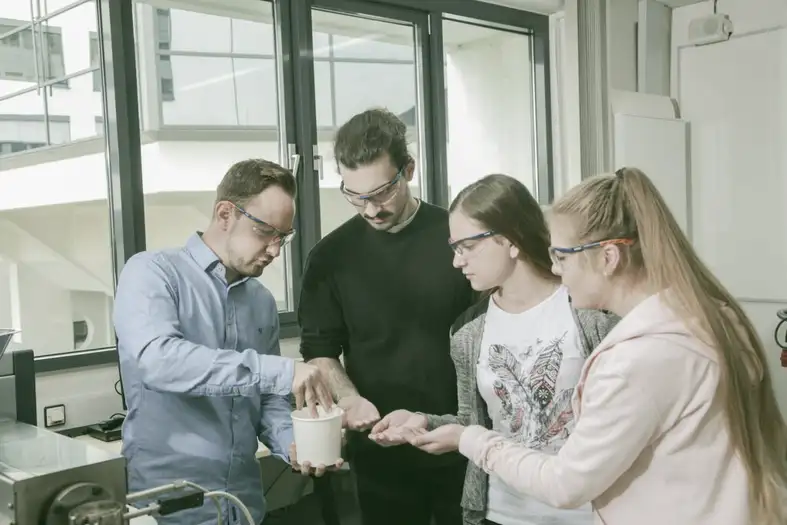 Kunststofflabor DHBW Karlsruhe 3